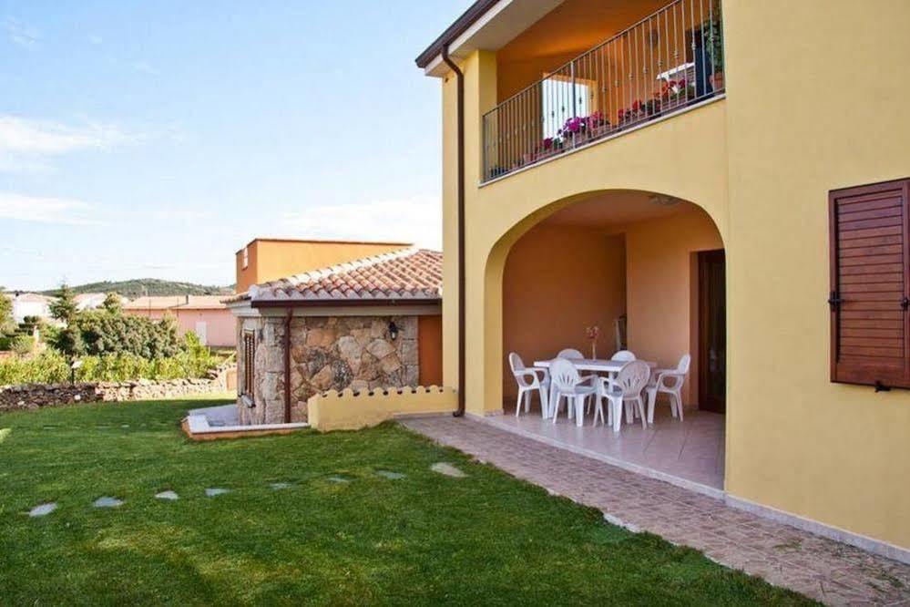 Residence Sardegnasummer Li Mori Budoni Exterior foto