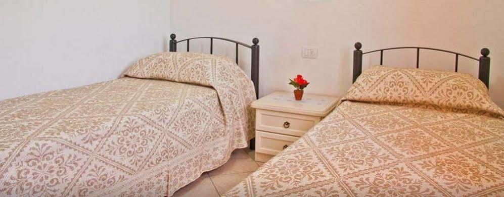 Residence Sardegnasummer Li Mori Budoni Exterior foto